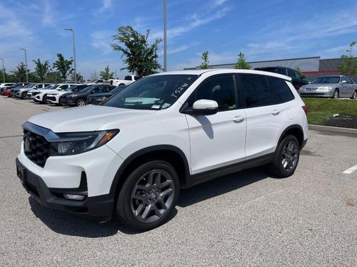 Platinum White Pearl 2023 Honda Passport EX-L