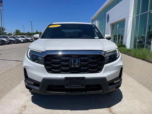 Platinum White Pearl 2023 Honda Passport EX-L