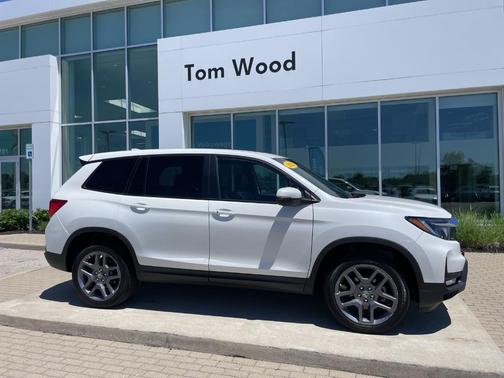Platinum White Pearl 2023 Honda Passport EX-L