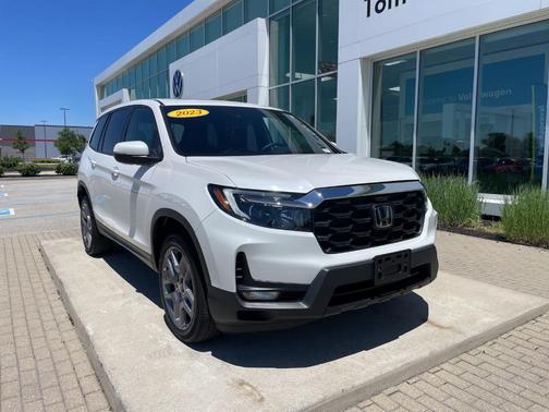 Platinum White Pearl 2023 Honda Passport EX-L