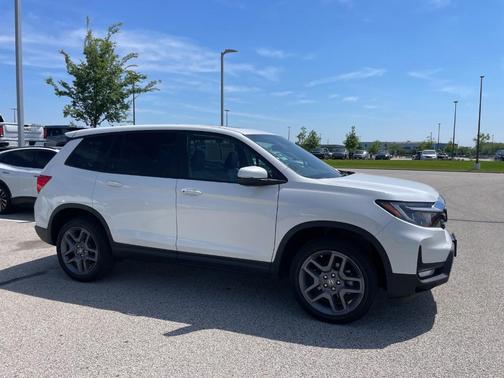 Platinum White Pearl 2023 Honda Passport EX-L