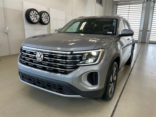 Silver Mist Metallic 2026 Volkswagen Atlas 2.0T SEL