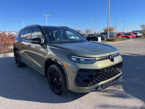 2025 Volkswagen Tiguan 2.0T SE R-Line Black