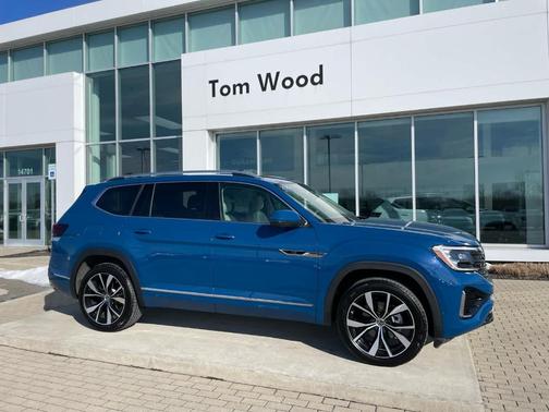 2025 Volkswagen Atlas 2.0T SEL Premium R-Line