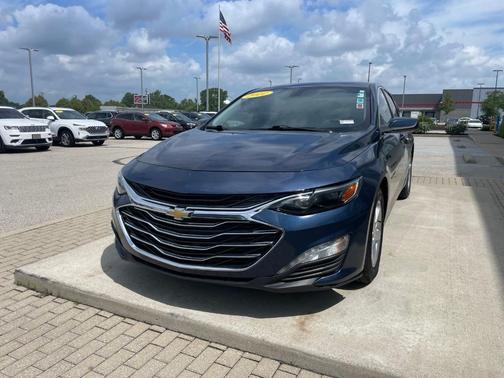 Northsky Blue Metallic 2022 Chevrolet Malibu LT