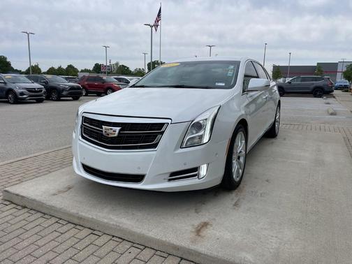 Crystal White Tri-Coat 2017 Cadillac XTS Luxury