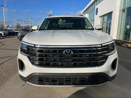 Opal White Pearl 2026 Volkswagen Atlas 2.0T SE W/TECHNOLOGY