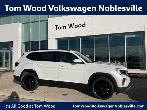 Opal White Pearl 2026 Volkswagen Atlas 2.0T SE W/TECHNOLOGY