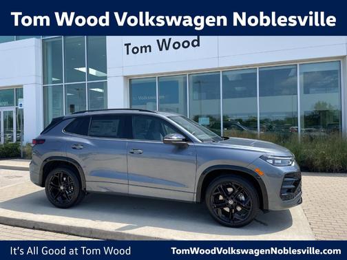 2025 Volkswagen Tiguan 2.0T SE R-Line Black