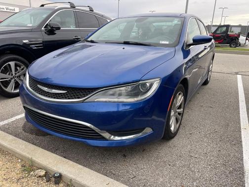 Vivid Blue Pearlcoat 2016 Chrysler 200 Limited