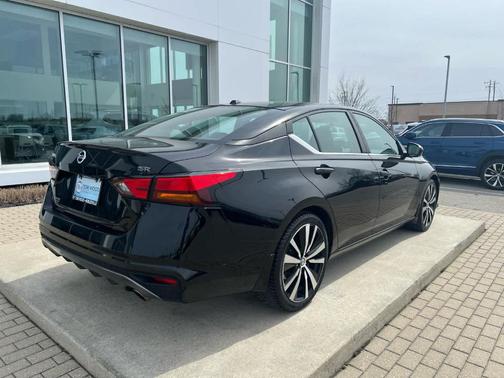 2019 Nissan Altima 2.5 SR