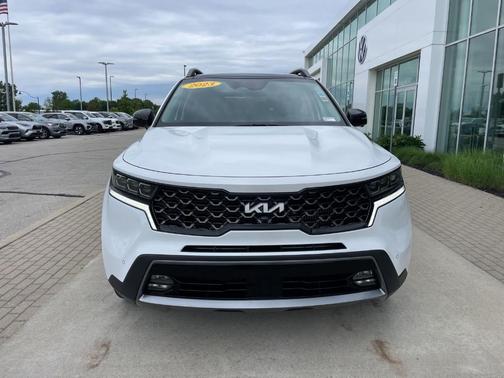 Glacial White Pearl 2023 Kia Sorento X-Line SX Prestige