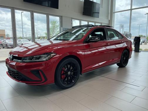 Kings Red W/Deep Black Roof 2026 Volkswagen Jetta GLI 2.0T Autobahn
