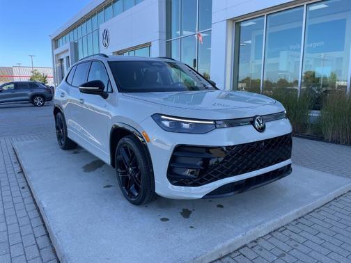 2025 Volkswagen Tiguan 2.0T SE R-Line Black