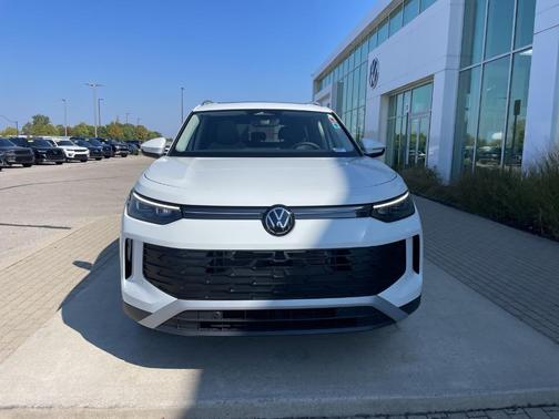 2025 Volkswagen Tiguan 2.0T SE