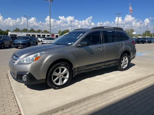 2014 Subaru Outback 2.5i