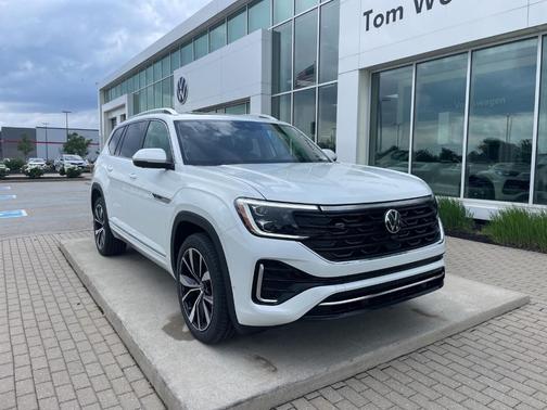 Opal White Pearl 2026 Volkswagen Atlas 2.0T SEL Premium R-Line