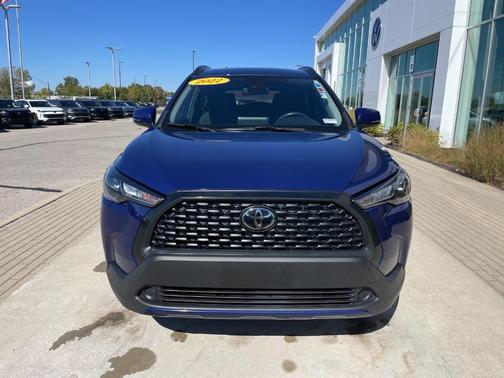 2022 Toyota Corolla Cross LE