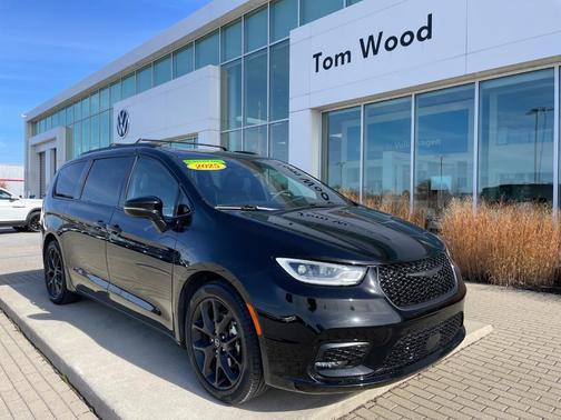 2025 Chrysler Pacifica Limited