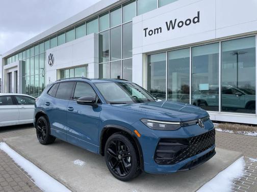 2026 Volkswagen Tiguan 2.0T SE R-Line Black