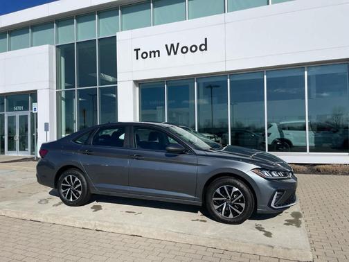 Platinum Gray Metallic 2026 Volkswagen Jetta 1.5T S