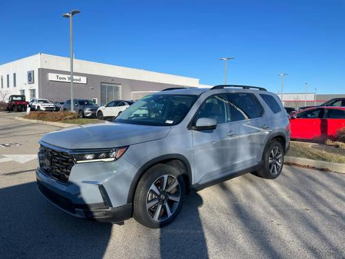 2023 Honda Pilot Touring