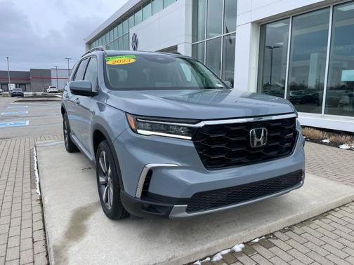 2023 Honda Pilot Touring
