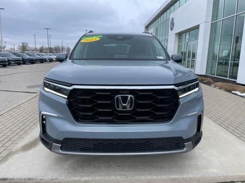 2023 Honda Pilot Touring