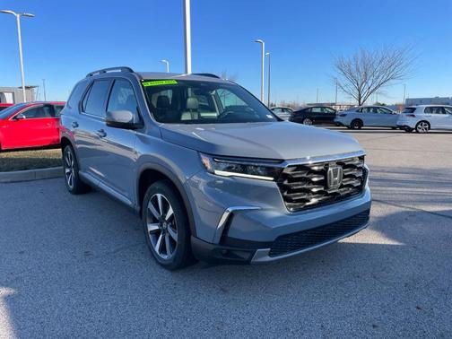 2023 Honda Pilot Touring