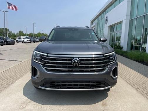2025 Volkswagen Atlas 2.0T SE