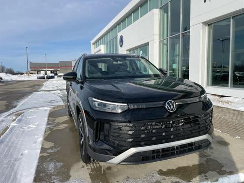 2026 Volkswagen Tiguan 2.0T SE