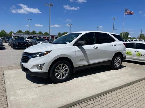Summit White 2019 Chevrolet Equinox LS