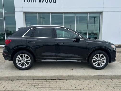 2025 Audi Q3 45 S line Premium