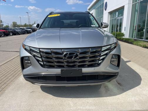 Shimmering Silver 2024 Hyundai TUCSON Limited