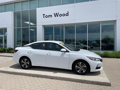 Cloud White 2022 Nissan Sentra SV