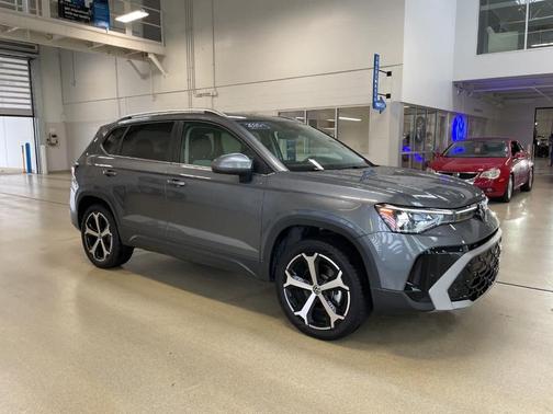 2025 Volkswagen Taos 1.5T SEL