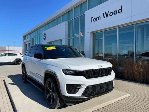2023 Jeep Grand Cherokee Altitude