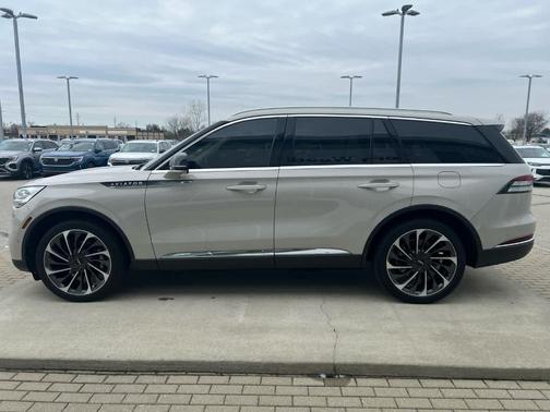2023 Lincoln Aviator Reserve AWD