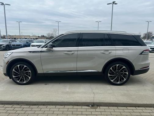 2023 Lincoln Aviator Reserve AWD