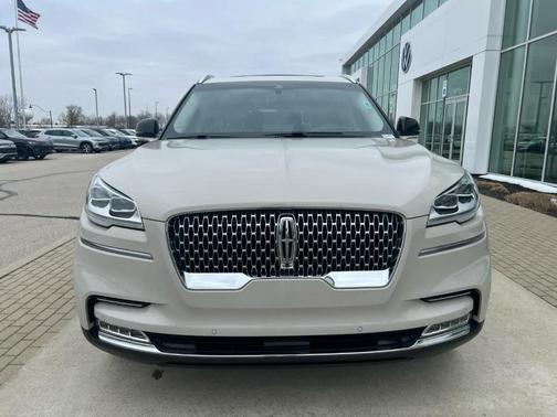2023 Lincoln Aviator Reserve AWD