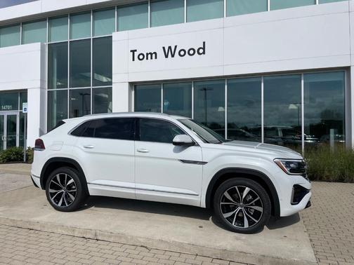 Opal White Pearl 2026 Volkswagen Atlas Cross Sport 2.0T SEL Premium R-Line