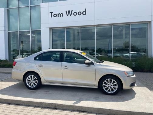 Silver Metallic 2013 Volkswagen Jetta SE
