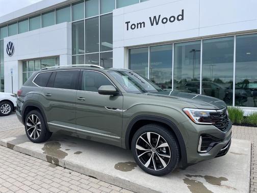 Avocado Green Pearl 2026 Volkswagen Atlas 2.0T SEL Premium R-Line