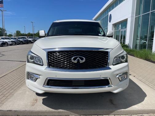 White 2015 INFINITI QX80 Base