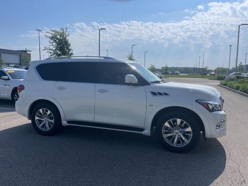 White 2015 INFINITI QX80 Base