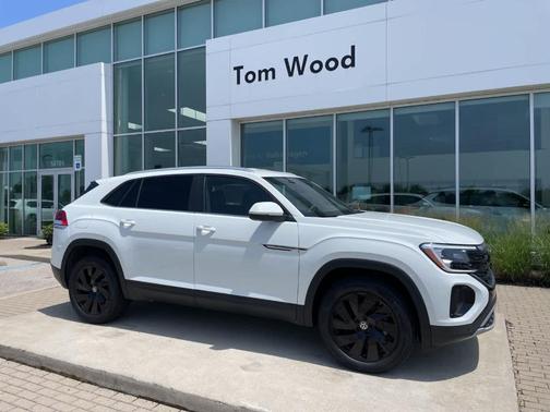 2025 Volkswagen Atlas Cross Sport 2.0T SE w/Technology