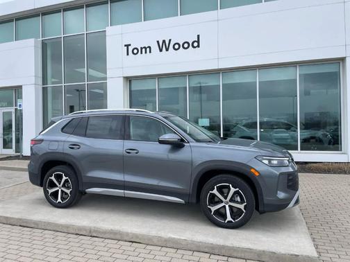 Platinum Gray Metallic 2026 Volkswagen Tiguan 2.0T SE
