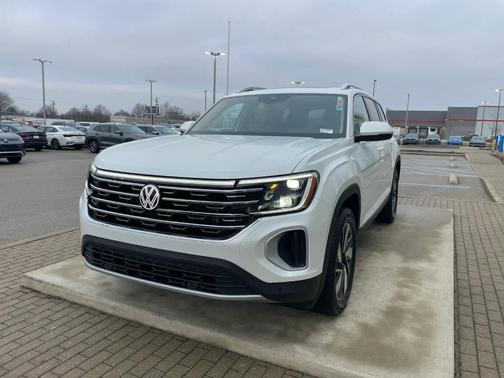 2026 Volkswagen Atlas 2.0T SEL