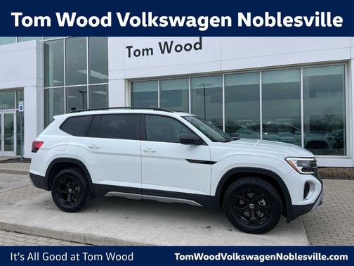 2025 Volkswagen Atlas 2.0T Peak Edition