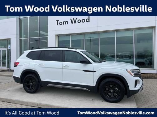 2025 Volkswagen Atlas 2.0T Peak Edition